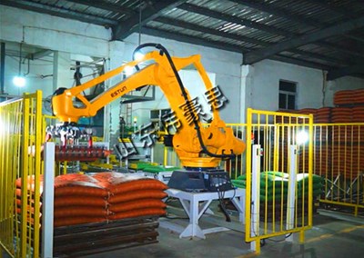 化肥自動(dòng)碼垛機(jī)器人 自動(dòng)碼垛機(jī)生產(chǎn)商