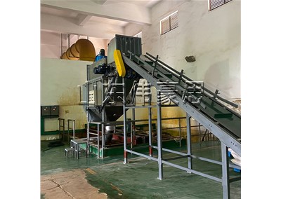 硝石灰自動拆袋機 自動拆包設(shè)備優(yōu)勢簡介