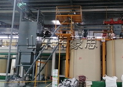 炭黑自動(dòng)噸袋拆袋機(jī) 噸袋拆包機(jī)工作現(xiàn)場(chǎng)